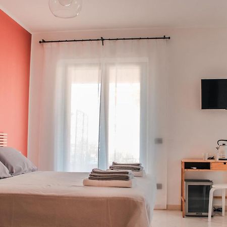 Magna Grecia B&B E Appartamenti 카울로니아 마리나 외부 사진