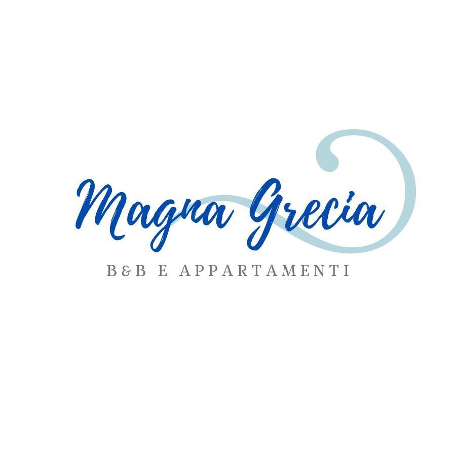 Magna Grecia B&B E Appartamenti 카울로니아 마리나 외부 사진